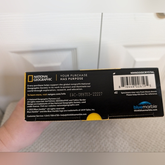 National Geographic Glow In The Dark Crystal Lab Ages 8+ Fun STEM Project NEW - Picture 3 of 3